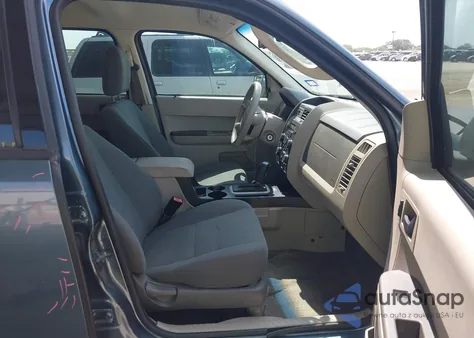 2010 Ford Escape Xls from USA, damaged, VIN 1FMCU0C71AKA05087